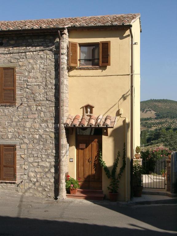 Гостевой дом Borgo San Savino San Savino  Экстерьер фото