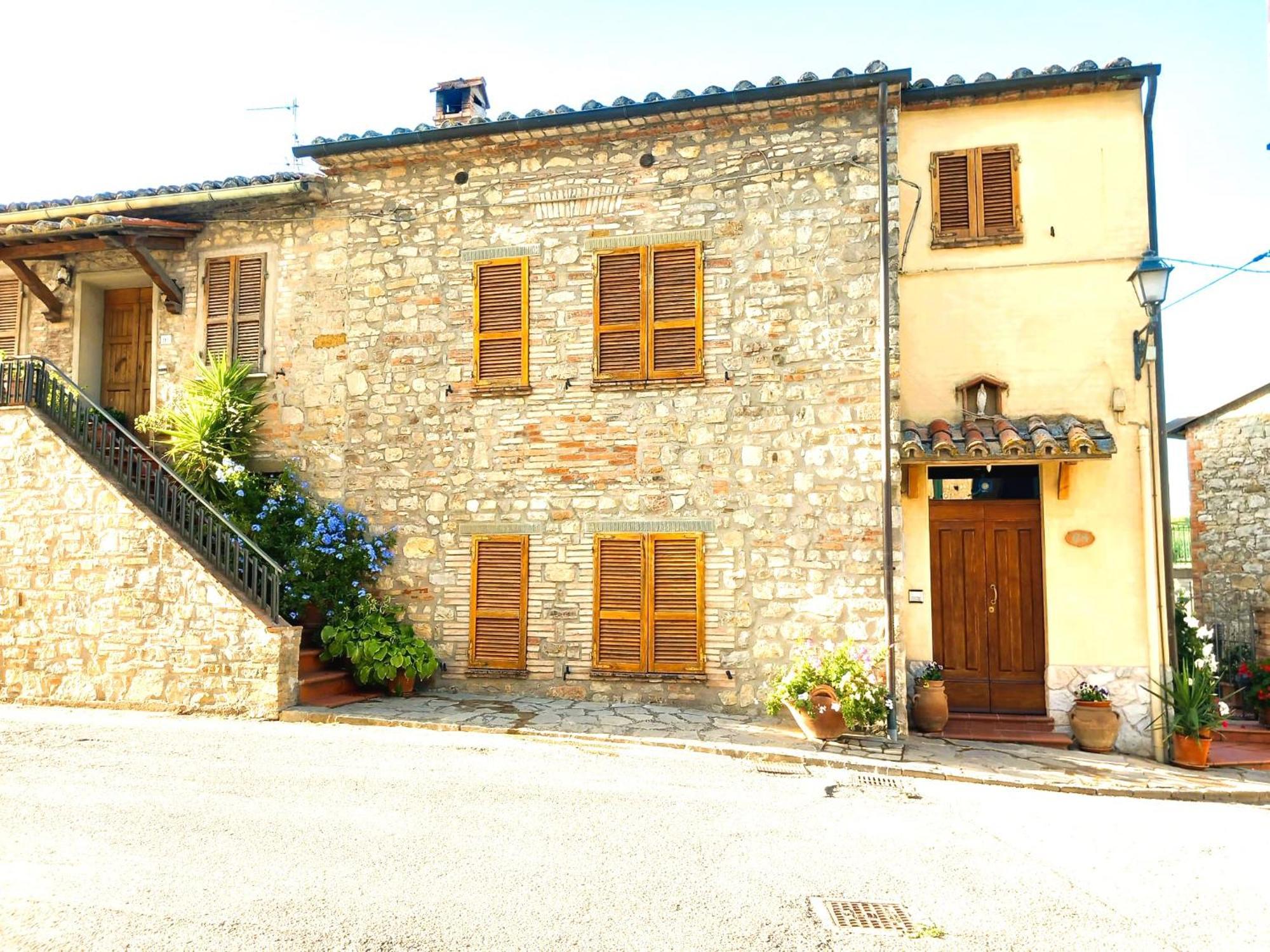 Гостевой дом Borgo San Savino San Savino  Экстерьер фото